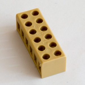 Electrical connection block, moulded & manufactured by Roland Plastics