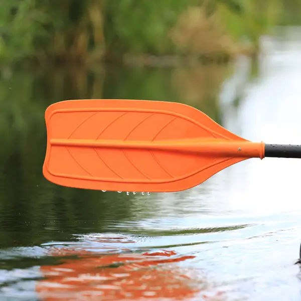Injection moulded oar